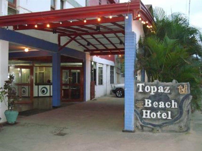 Topaz Beach Hotel 니곰보 외부 사진